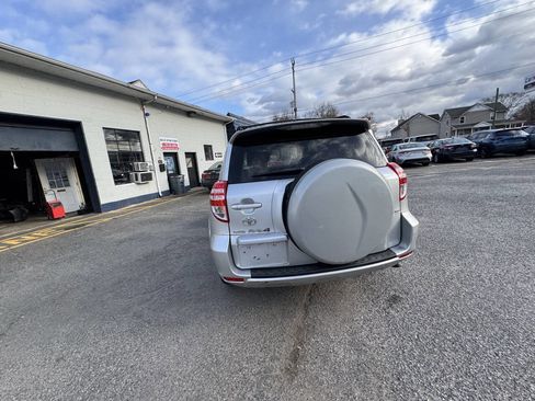 Used 2009 Toyota RAV4 Sport image 11