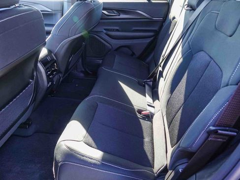 New 2025 Jeep Grand Cherokee Laredo X image 17