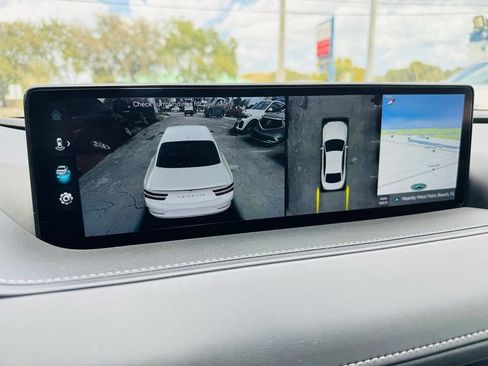 Used 2023 Genesis G80 image 30