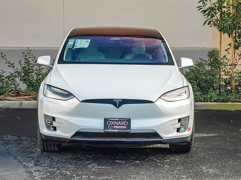 Used 2017 Tesla Model X 75D image 2
