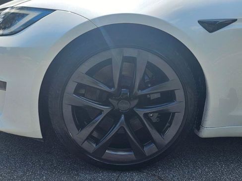 Used 2023 Tesla Model S AWD/4WD image 18