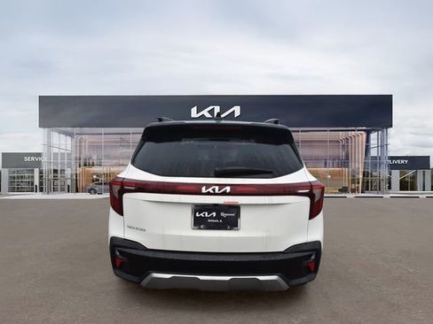New 2026 Kia Seltos S FWD image 5
