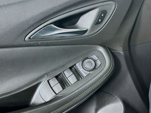 Used 2025 Buick Encore GX Preferred image 15