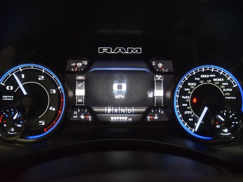 Used 2022 RAM 2500 Limited AWD/4WD image 59