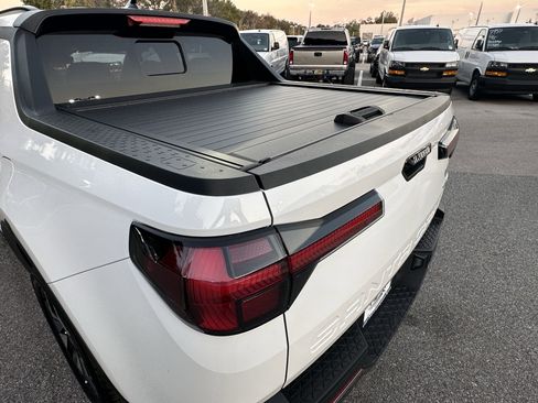 Used 2022 Hyundai Santa Cruz Limited image 40