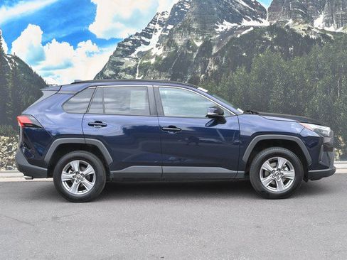Used 2024 Toyota RAV4 XLE AWD/4WD image 2