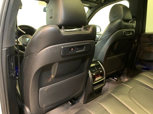 Used 2022 BMW X5 xDrive40i w/ M Sport Package AWD/4WD image 53