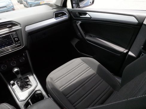 Used 2023 Volkswagen Tiguan S FWD image 11
