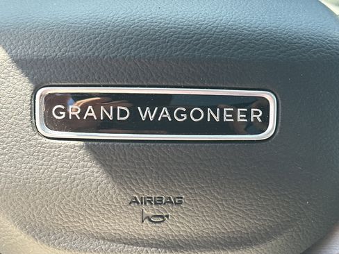 New 2026 Jeep Grand Wagoneer L 4WD w/ Premium Group I image 29
