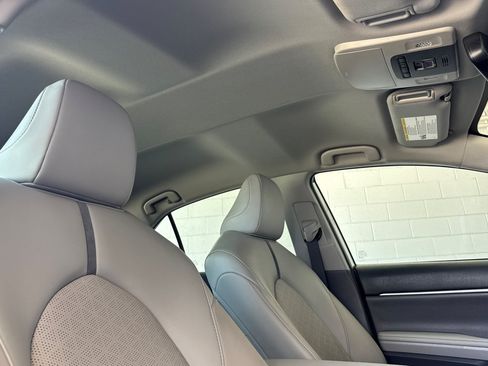 Certified 2022 Toyota Camry XSE FWD image 15