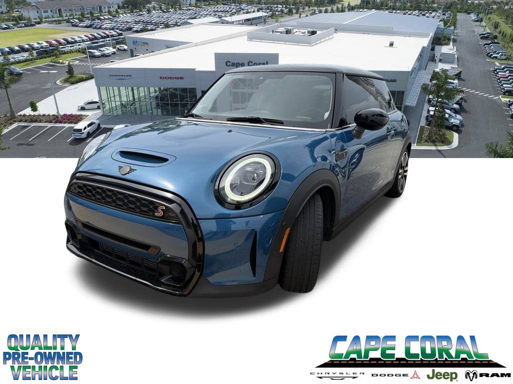 Used 2023 MINI Cooper S FWD image 1