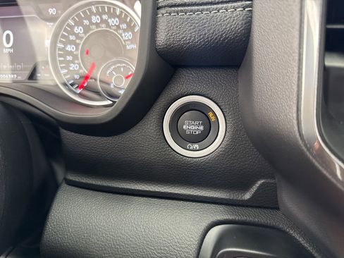 Used 2023 RAM 1500 Laramie AWD/4WD image 22