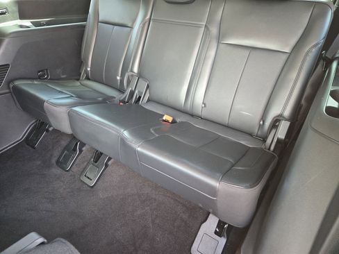 Used 2023 Ford Expedition XLT RWD image 38