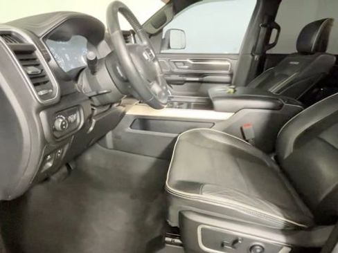 Used 2019 RAM 1500 Laramie AWD/4WD image 19