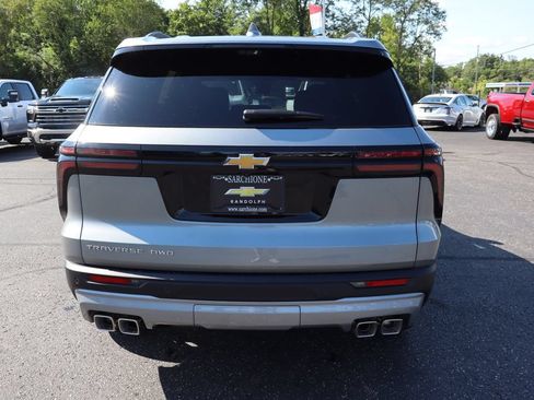New 2027 Chevrolet Traverse LT w/ Driver Confidence Package AWD/4WD image 33