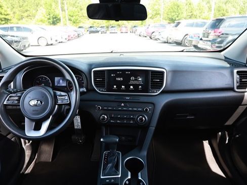Used 2020 Kia Sportage LX FWD image 28
