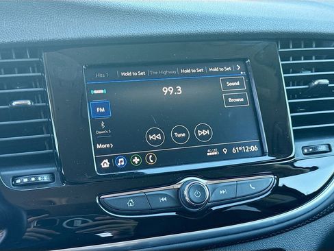 Used 2022 Buick Encore Preferred w/ Safety Package image 15