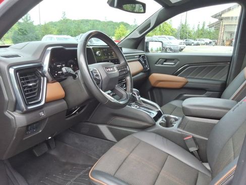 Certified 2024 GMC Canyon AT4 w/ LPO, Off Road Lift Package AWD/4WD image 23