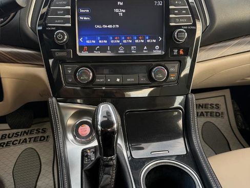 Used 2017 Nissan Maxima Platinum image 15