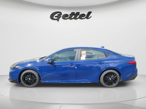 New 2026 Toyota Camry SE image 7