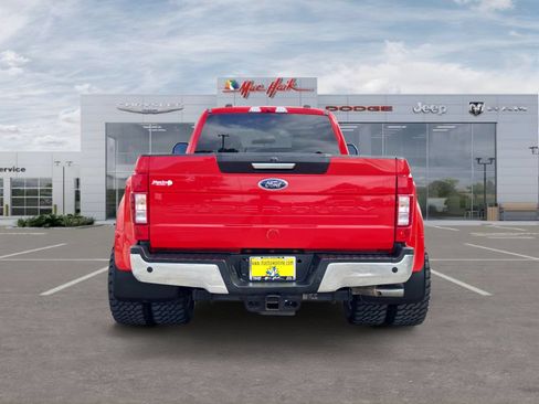 Used 2021 Ford F350 XLT w/ XLT Premium Package AWD/4WD image 4