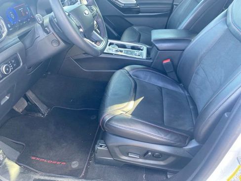Used 2023 Ford Explorer ST w/ Equipment Group 401A AWD/4WD image 9
