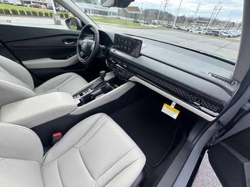 New 2026 Honda Accord EX-L image 33