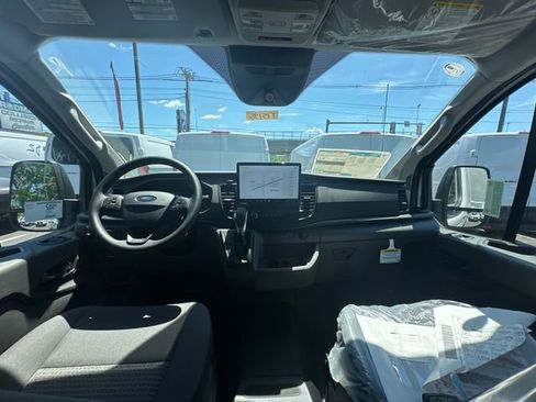 New 2026 Ford Transit 150 Low Roof RWD image 15