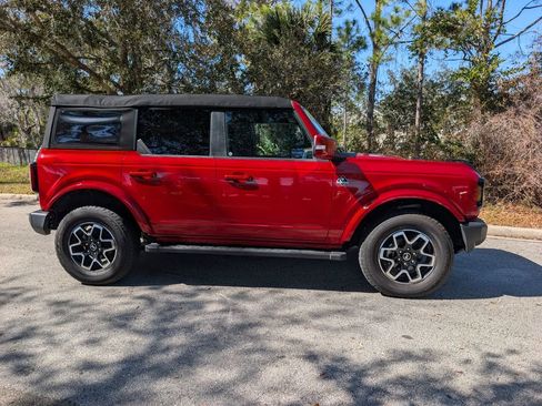 Used 2023 Ford Bronco Outer Banks image 9