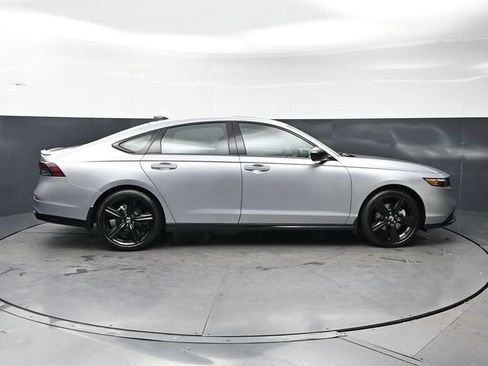 Used 2026 Honda Accord Sport image 4