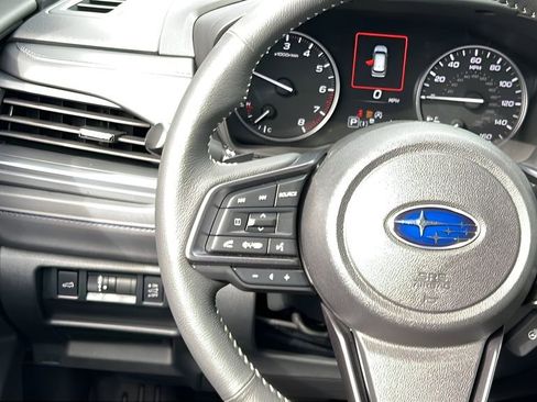 Used 2025 Subaru Forester Limited w/ Popular Package #2 AWD/4WD image 32