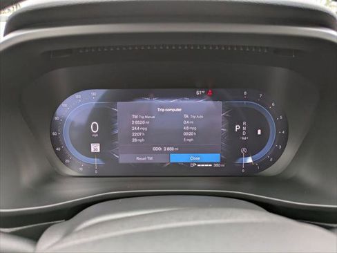 Used 2025 Volvo XC40 B5 Ultra w/ Climate Package image 14