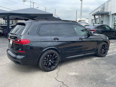 Used 2022 BMW X7 M50i w/ Executive Package AWD/4WD image 2