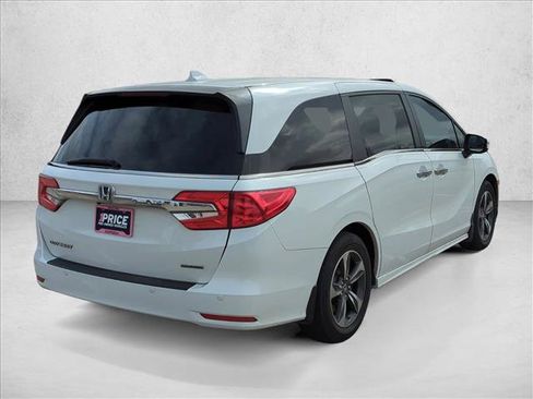 Used 2020 Honda Odyssey Touring image 5