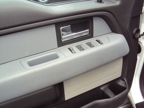 Used 2013 Ford F150 XL w/ Mid Equipment Group image 8