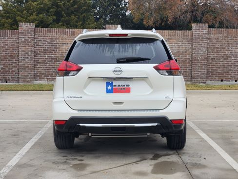 Used 2017 Nissan Rogue SL image 7