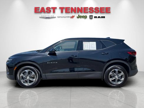 Used 2025 Chevrolet Blazer LT AWD/4WD image 6