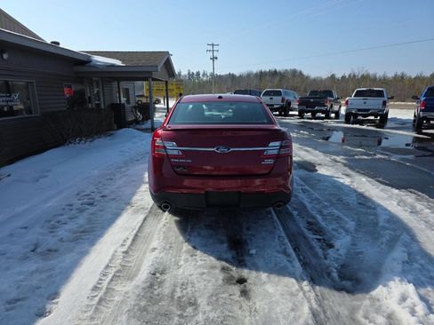 Used 2014 Ford Taurus SEL image 7