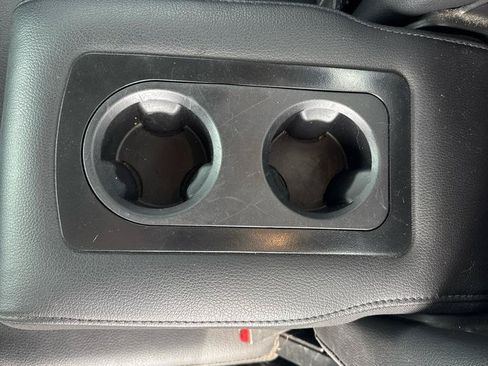 Used 2017 RAM 1500 Laramie RWD image 28
