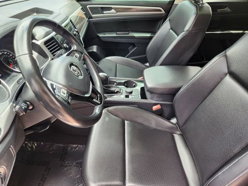 Used 2018 Volkswagen Atlas SEL AWD/4WD image 4