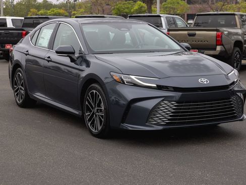 New 2026 Toyota Camry XLE image 3