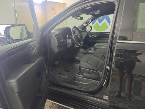 Used 2024 Chevrolet Tahoe LS AWD/4WD image 7