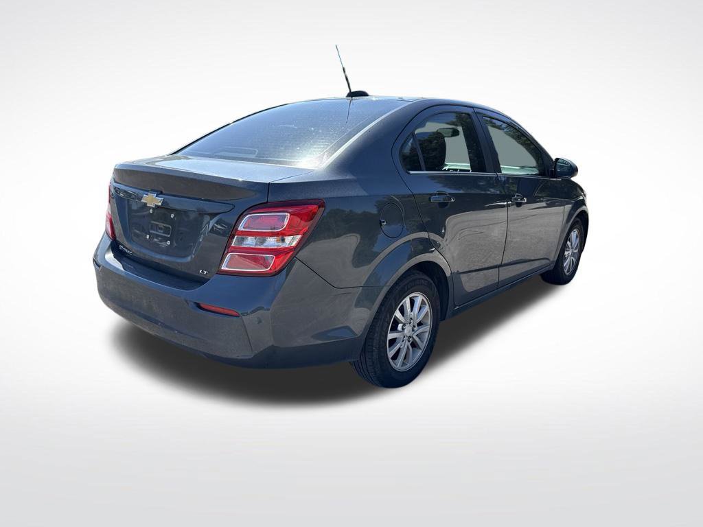 Used 2019 Chevrolet Sonic LT w/ Convenience Package FWD image 3