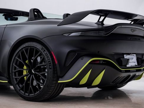 Used 2023 Aston Martin V12 Vantage V12 image 14