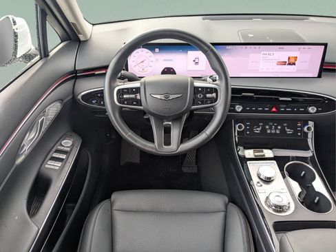 Used 2026 Genesis GV70 2.5T AWD/4WD image 15