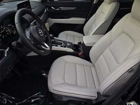 New 2025 MAZDA CX-5 AWD 2.5 S w/ Premium Plus Pkg image 17