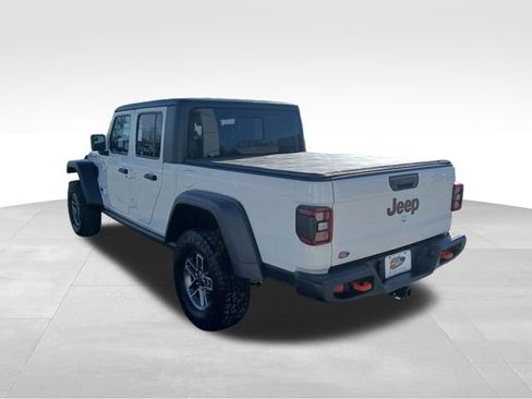 Used 2024 Jeep Gladiator Mojave AWD/4WD image 3