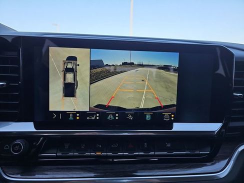 New 2026 Chevrolet Silverado 3500 LTZ w/ LTZ Convenience Package AWD/4WD image 15