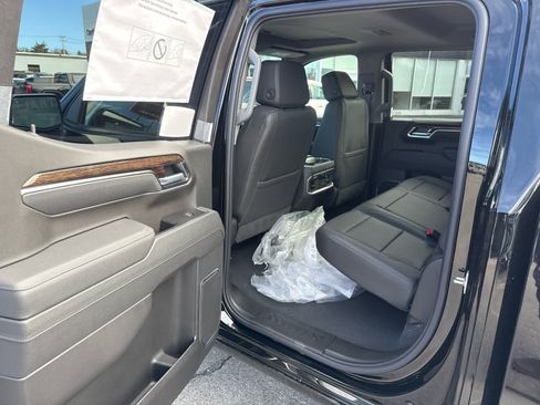 New 2026 GMC Sierra 1500 Elevation w/ Elevation Premium Package image 13