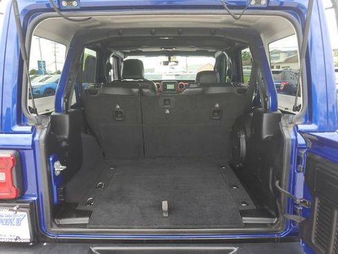 Used 2019 Jeep Wrangler Unlimited Rubicon AWD/4WD image 7